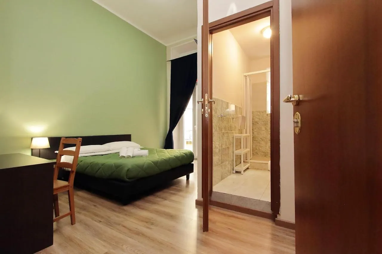 Lucky Stars Rooms Rome Guest house