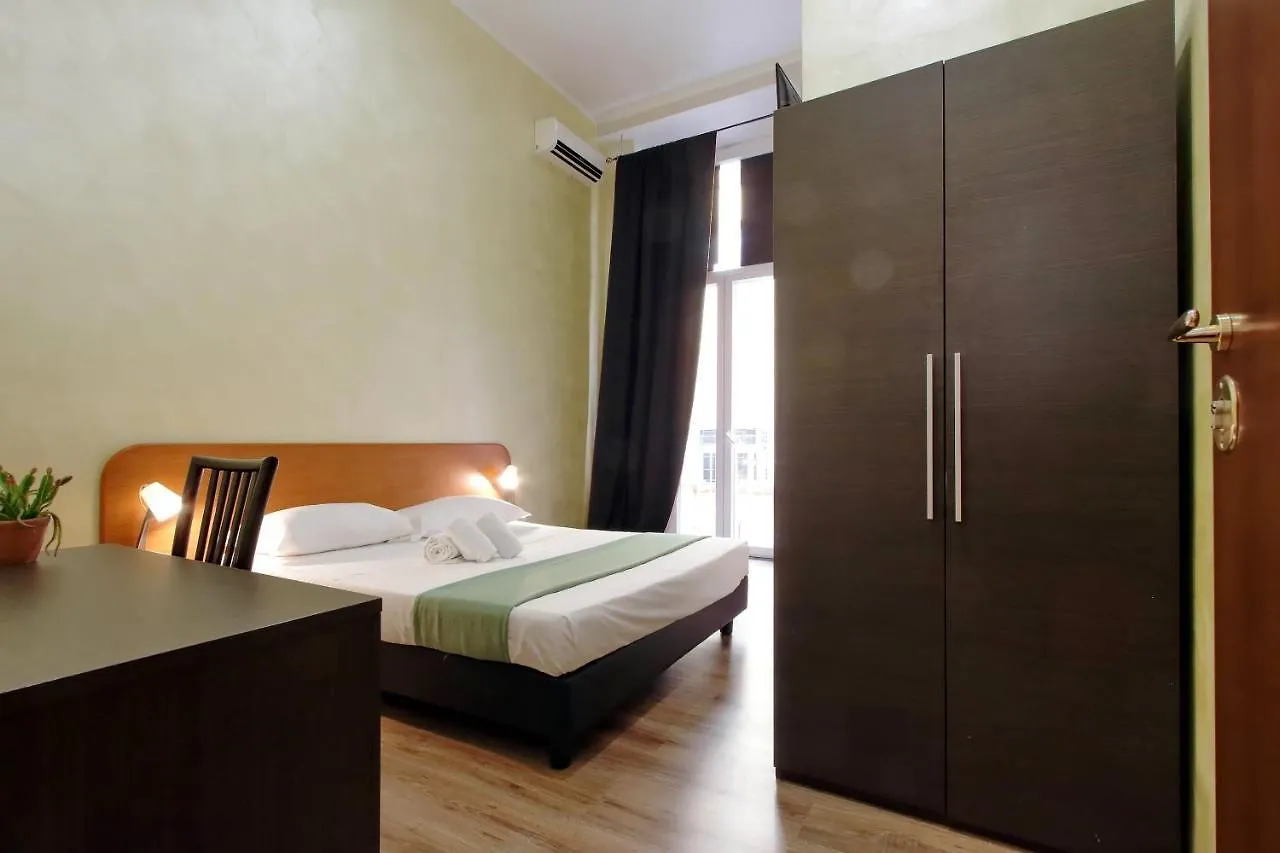 Lucky Stars Rooms Rome Guest house