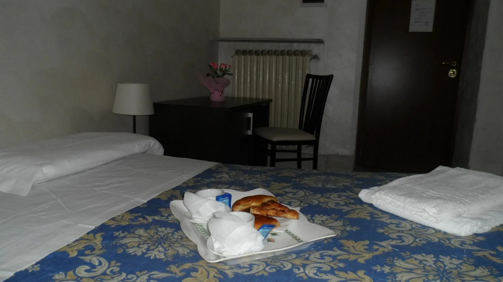 בית הארחה רומא Lucky Stars Rooms